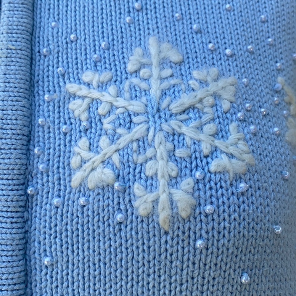 Quacker Factory Snowflake Embroidered Beaded Knit… - image 3